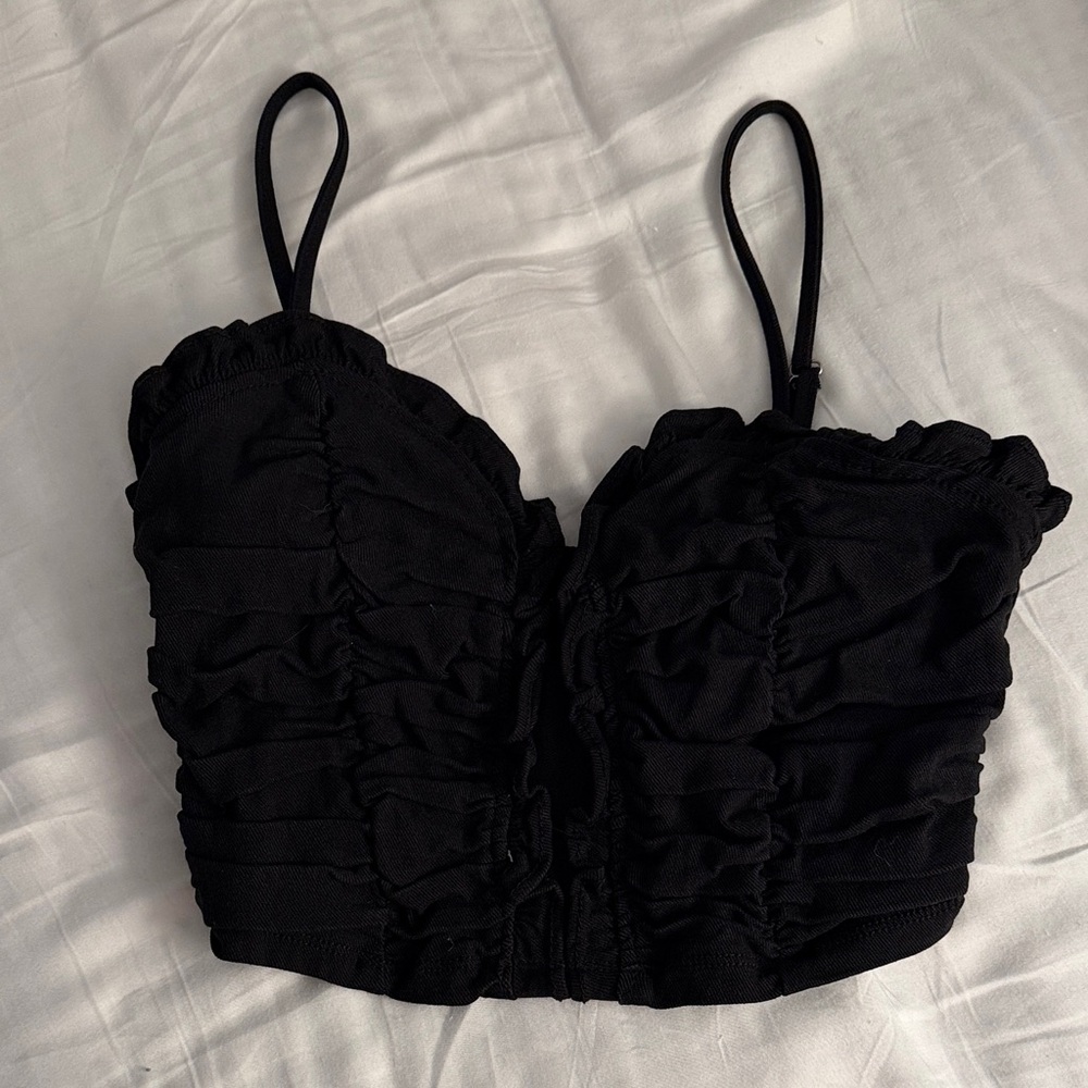 uo crop top